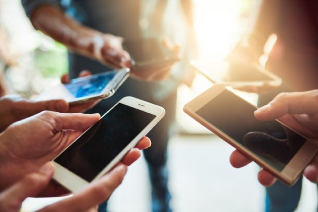 ¿Qué es AMP y cómo implementarlo? ¿Qué es AMP y cómo implementarlo?